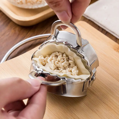 🥟 Stainless Steel Dumpling Maker & Dough Press – Easy Dumpling, Ravioli & Empanada Mold ✨