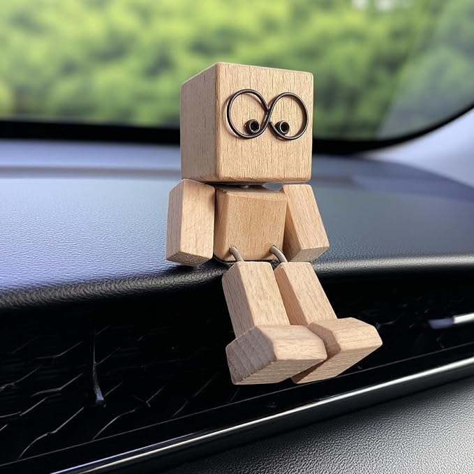 Shaking Feet Wooden Doll with 12PCS Magnetic Expressions