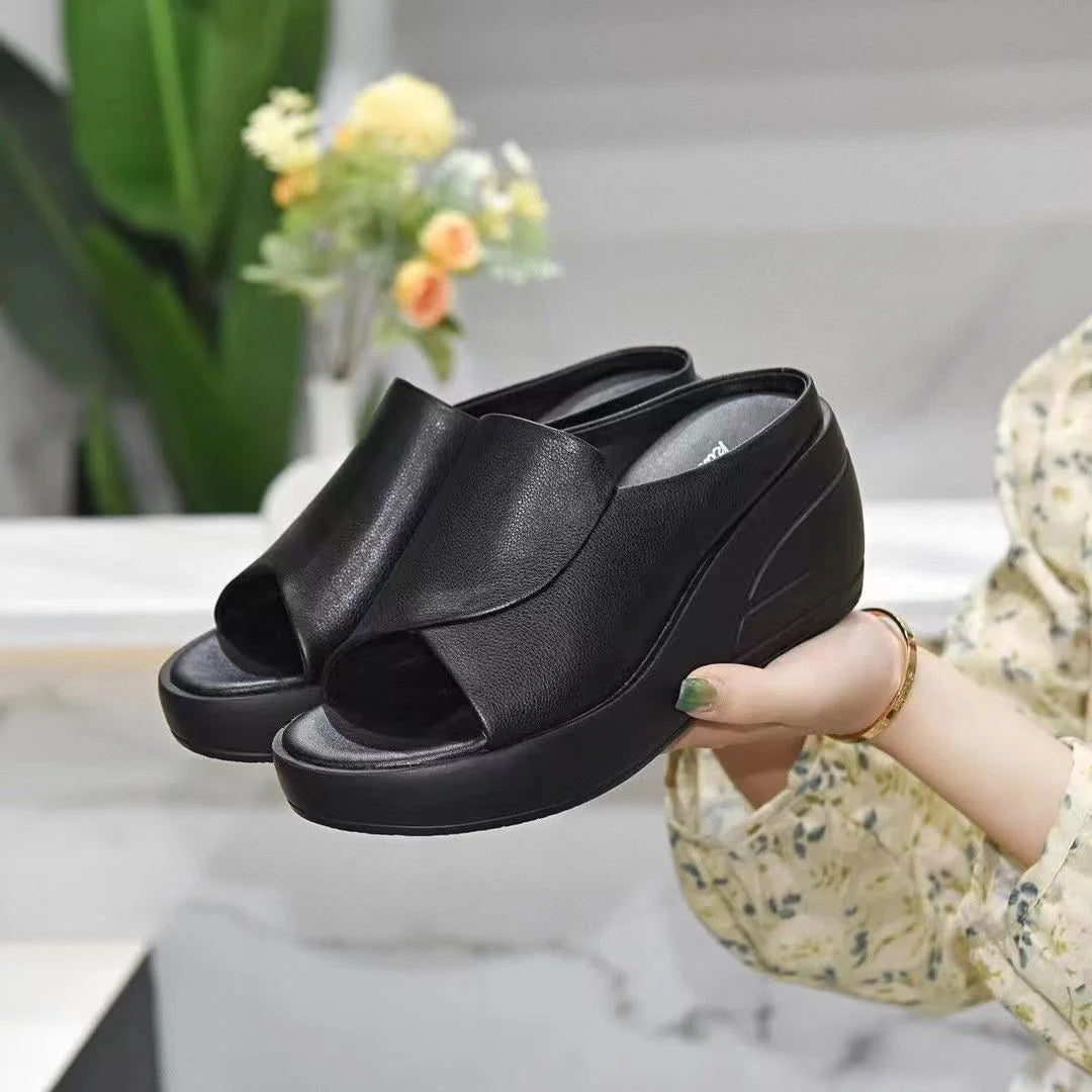✨ Elevation 5.5 cm Inclined Heel Sandals – Comfortable Lift, Stylish Design & Perfect for Daily Wear 🌸